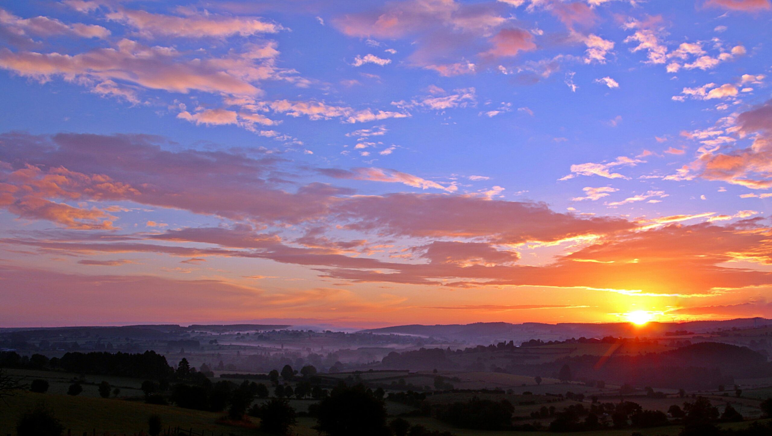 Evening Routine: 7 Essential Steps to Transform Your Night